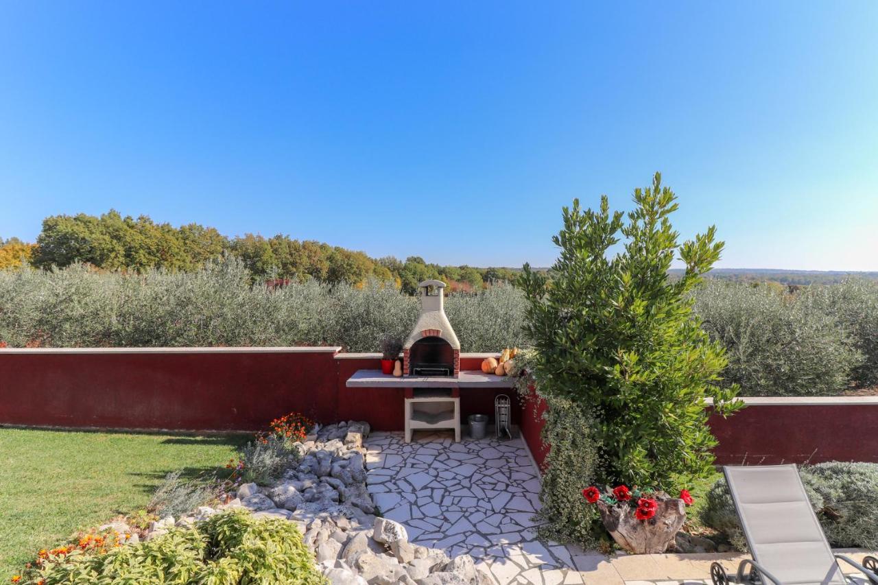 Villa Nona Marija Sveti Lovreč Pazenatički Εξωτερικό φωτογραφία