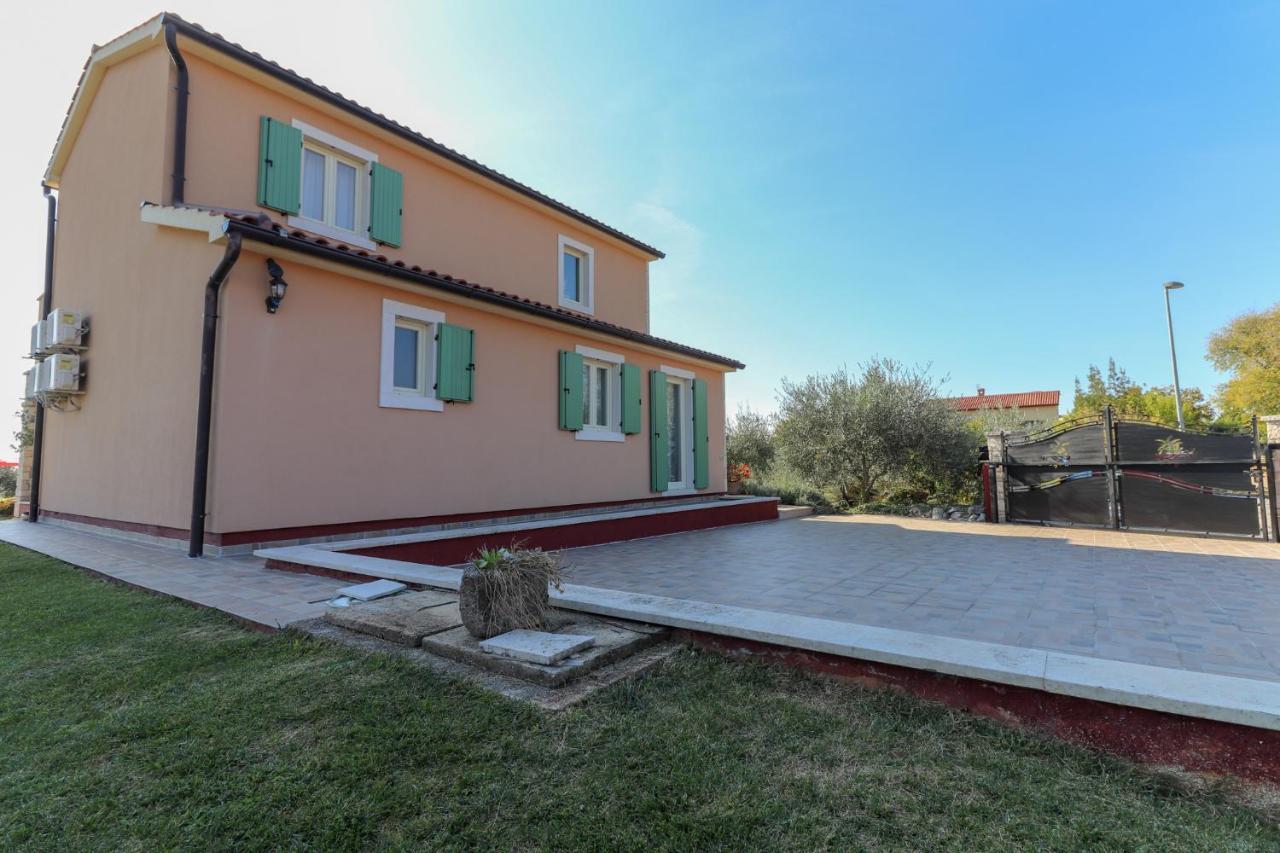 Villa Nona Marija Sveti Lovreč Pazenatički Εξωτερικό φωτογραφία